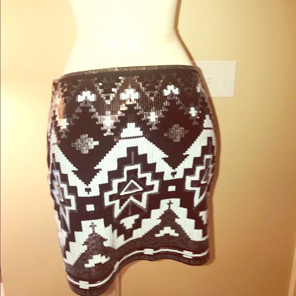 Express Dresses & Skirts - EXPRESS BLACK WHITE GREY SEQUINED MINI SKIRT S/P